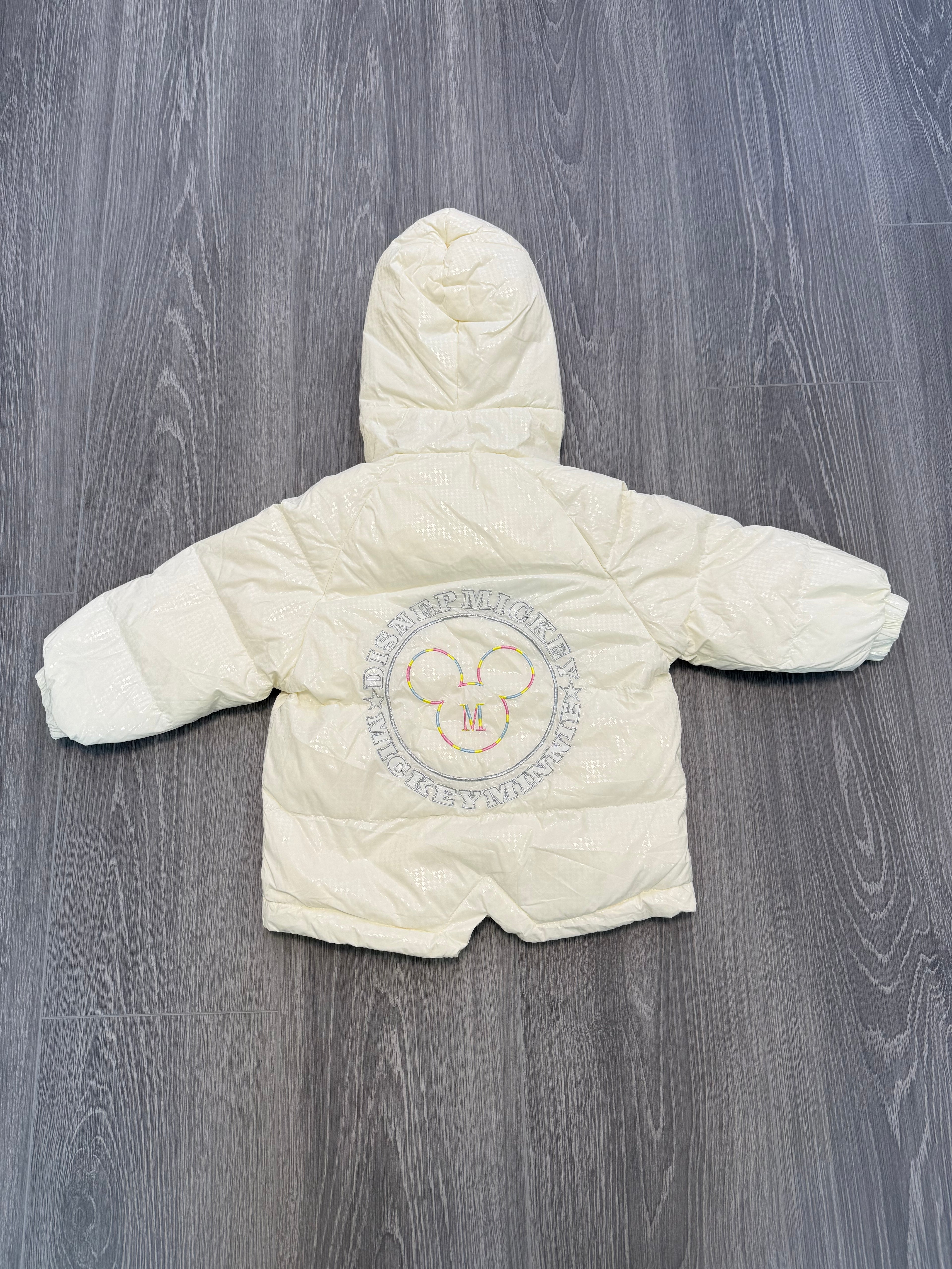 Minnie on Snow Jacket