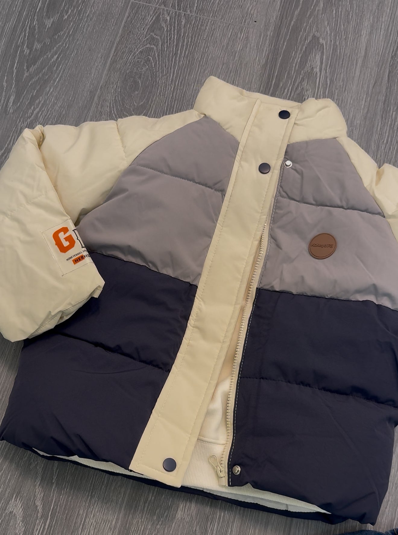 The classy puffer jacket 4