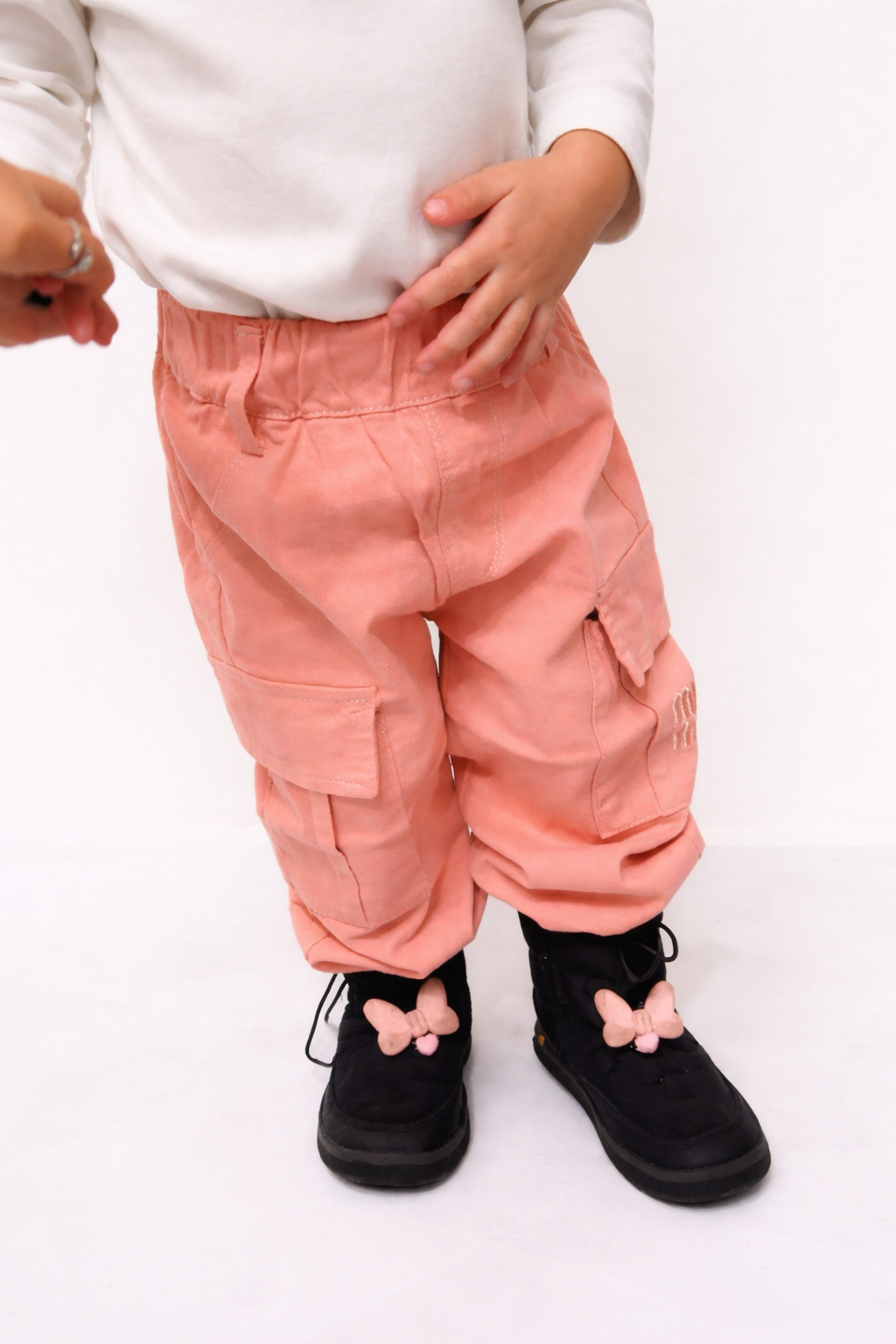 Oversized Girl Pants